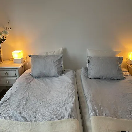 Costa Del Sol With Proximity To The Sea And Golf דירה
